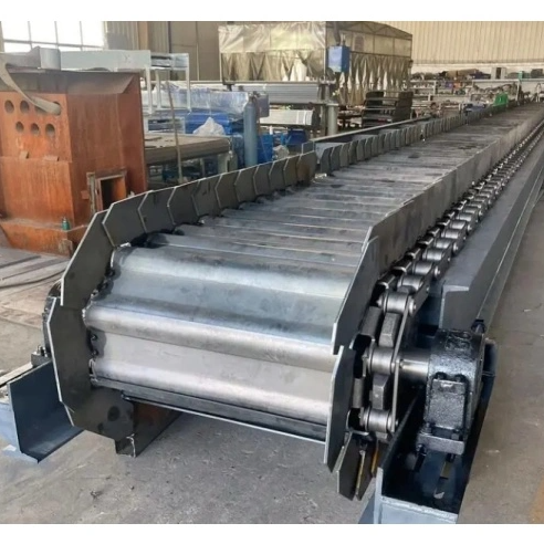 Slat conveyor with adjustable height
