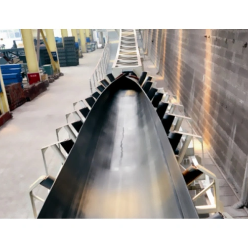 Continuous tubular conveyor with low maintenance